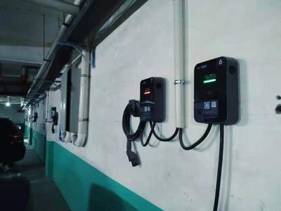 新能源車激增充電難題凸顯，國產車企免費送樁引領新趨勢